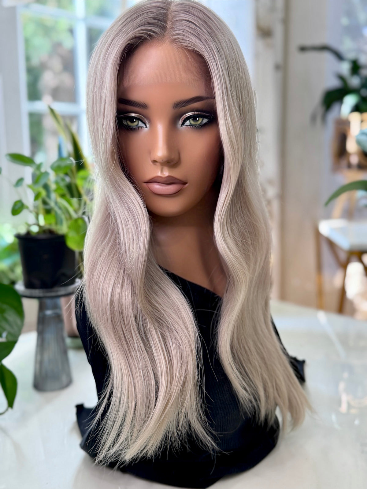 READY TO SHIP / Ash Blonde rooted 22” Small Cap