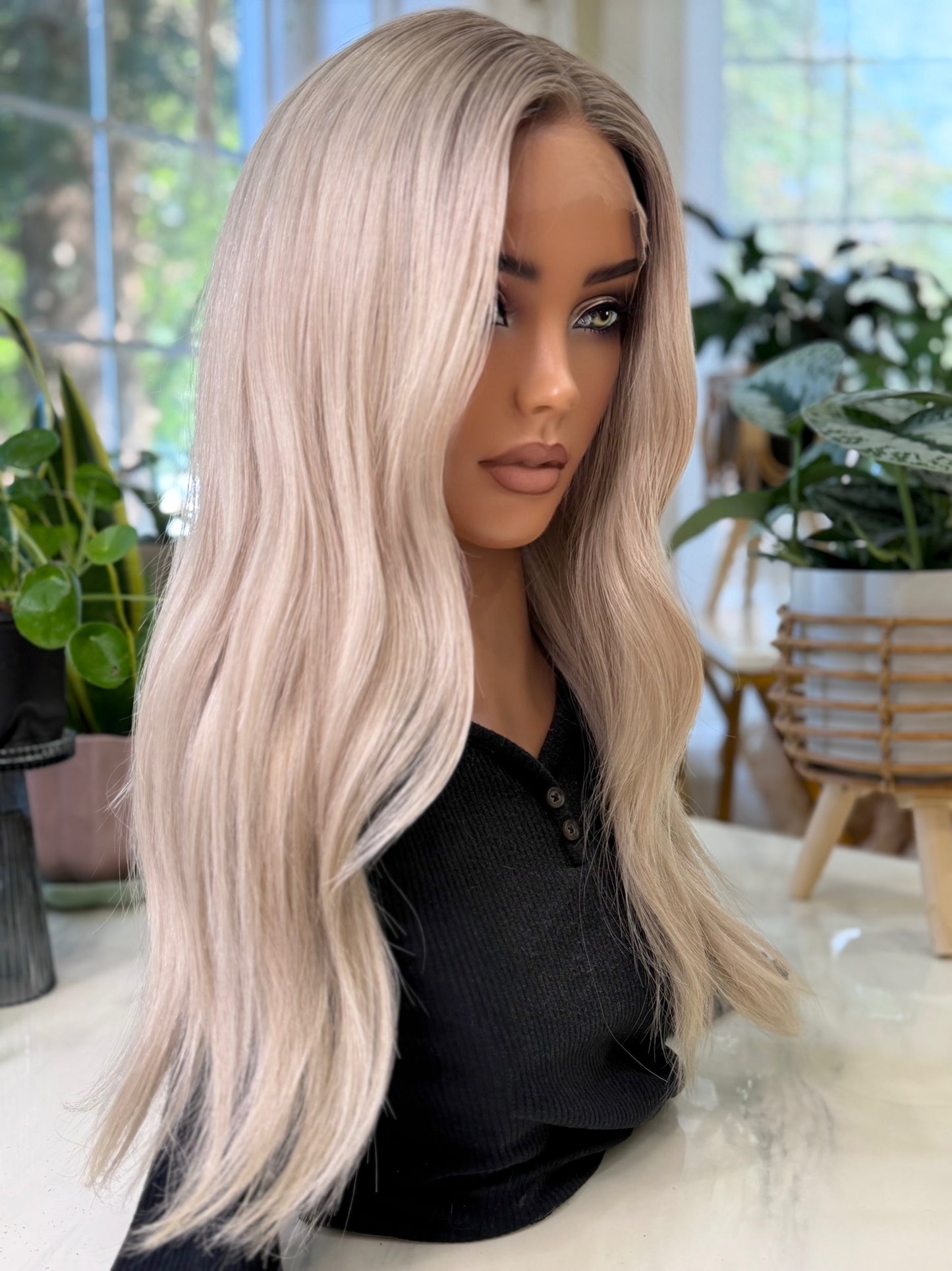 READY TO SHIP / Ash Blonde rooted 22” Small Cap