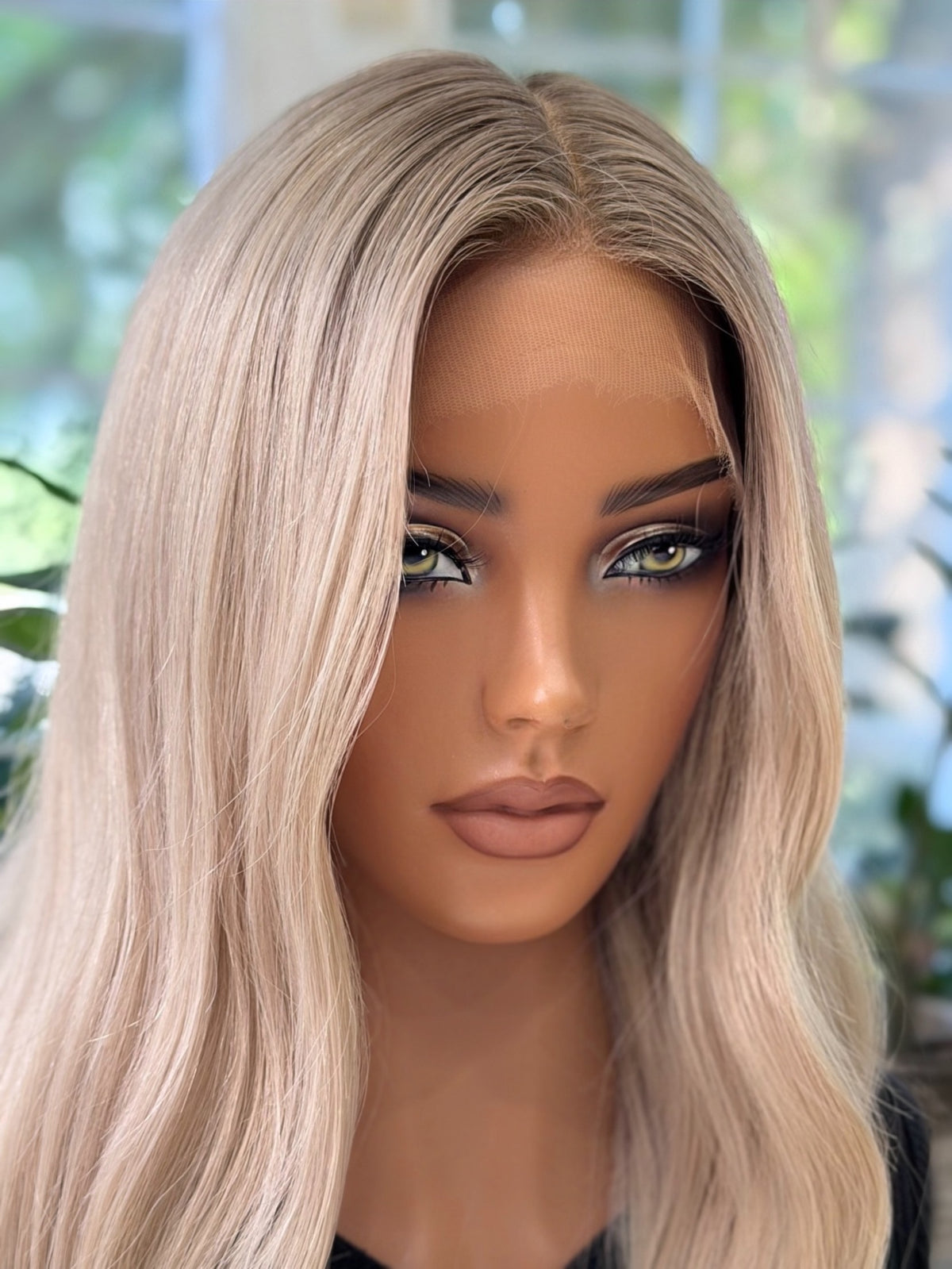 READY TO SHIP / Ash Blonde rooted 22” Small Cap